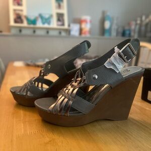 Brand new never women women’s wedge